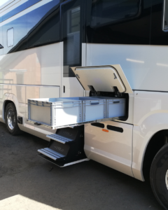 Wohnmobilauszug nach Maß von MW-Systeme